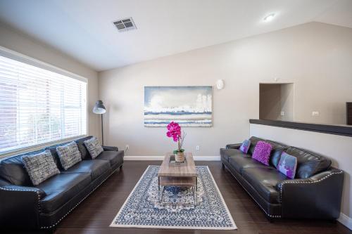 Luxury Home Near Las Vegas Strip and Airport.