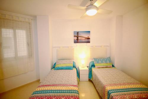 APARTAMENTO POSTIGUET CON BALCON
