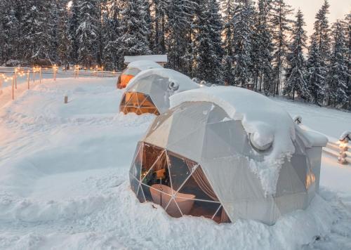 Mountain Glamp & Jacuzzi зимой