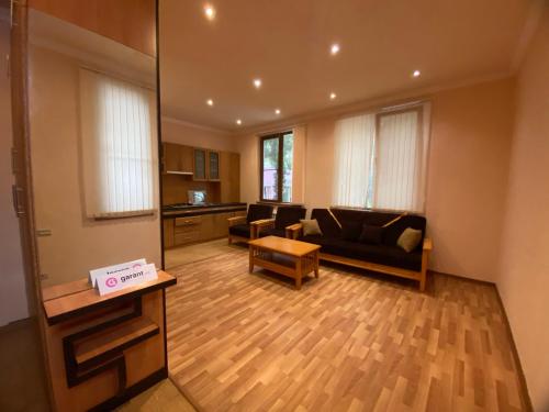  Рэймонд Севан - Коттеджи у озера Севанаванк -  Room  picture :   Balcony    Private bathroom    Heating               