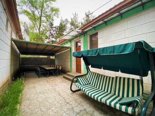  Рэймонд Севан - Коттеджи у озера Севанаванк -  Room  picture :   Balcony    Private bathroom    Heating               