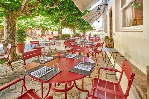 Restaurace v ubytování Arraya