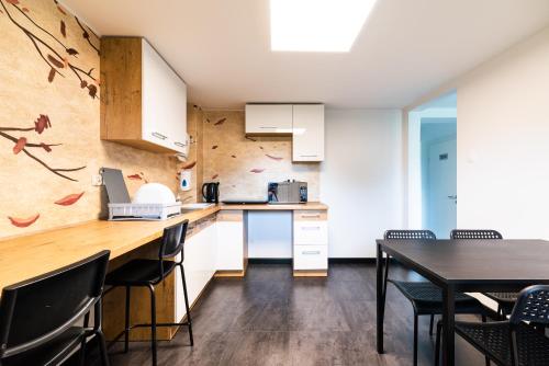 EXPO HOSTELにあるキッチンまたは簡易キッチン