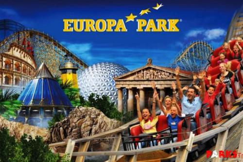 un groupe de personnes faisant du roller dans un parc à thème dans l'établissement mobil home 6 personnes, proche d'Europa Park et Rulantica, à Boofzheim