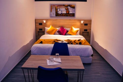 Ένα ή περισσότερα κρεβάτια σε δωμάτιο στο Villa Arabic House Pool & SPA