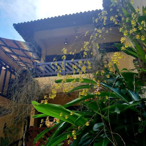 El edificio en el que está la posada