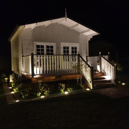 Dangerfield Oaks Boutique Cottage'sにある庭
