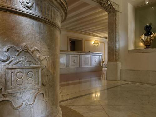Hotel Ai Reali - Small Luxury Hotels of the World photo 27