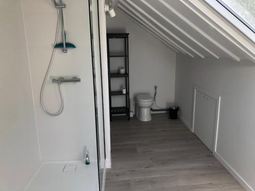 Ein Badezimmer in der Unterkunft Cottage du Samson - Homestay