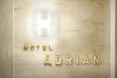 Gallery image of Adrian Hotel in Athens