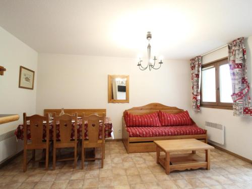 Photo de la galerie de l'établissement Spacieux appartement pour 6 personnes, au pied des pistes, Val Cenis - FR-1-508-53, à Lanslevillard