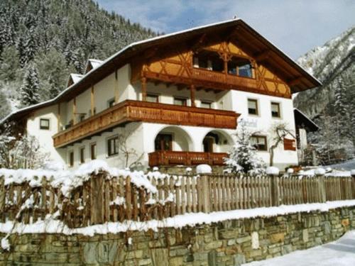 Gallery image of Bacherhof in Val di Vizze