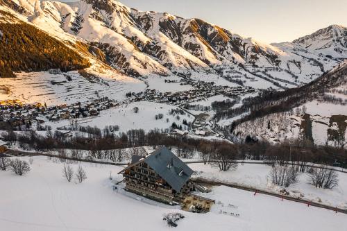 Les Cèdres - Hôtel - Restaurants - Spa in de winter