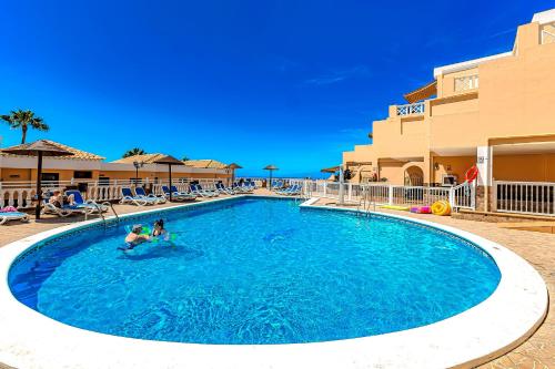 Renovated Seaviews Paradise Court