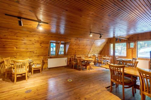 Restaurace v ubytování Hindiba Doga Evi