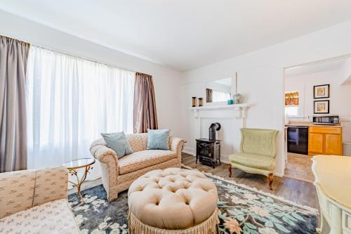 Carriage House - Apt #1 – Photos 2
