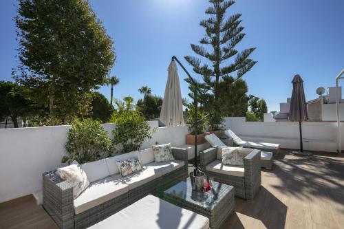 Casa Palmera - Marbellamar by Finest Rentals