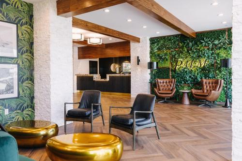 Palm Garden Hotelにあるシーティングエリア