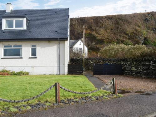 Gallery image of Seaview Cottage in Ellanbeich