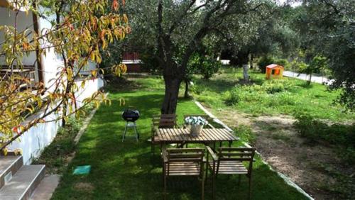 Gallery image of Smaragdi Studios in Pefkari
