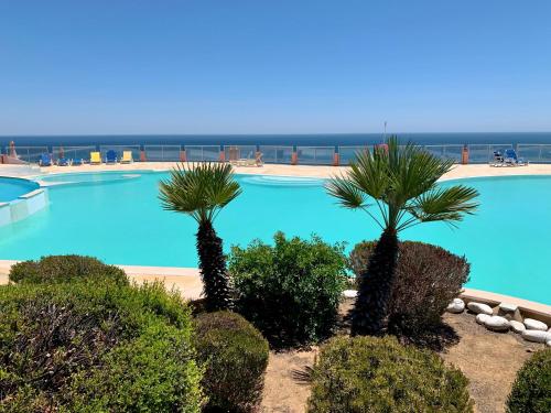 Casa Da Luz 86 - 2 bedrooms & seaview Town house , salt water pool , wifi