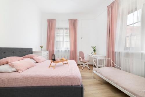 Postel nebo postele na pokoji v ubytování Easy Rent Apartments - Old Town