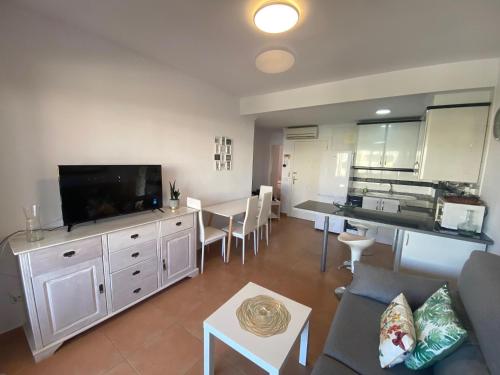 Estrella Blanca IV, 2 dormitorios, by Bookindenia