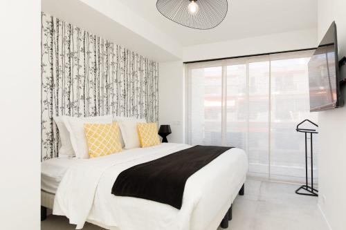 Posteľ alebo postele v izbe v ubytovaní Superb 2 beds 2 baths next to Martinez Hotel