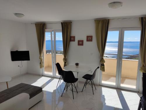 Fotografie z fotogalerie ubytování Apartments Marija Max v destinaci Makarska