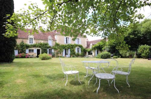 LE CLOS SAINT-PATERNE