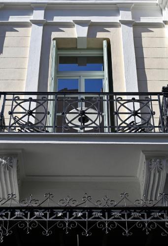 Balcone o terrazza di ATHINAIDOS QUARTERS by K&K