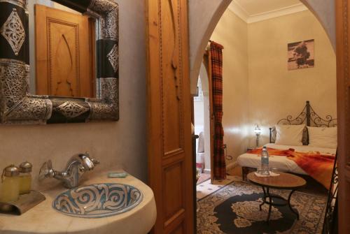 Kylpyhuone majoituspaikassa Riad Maissoun