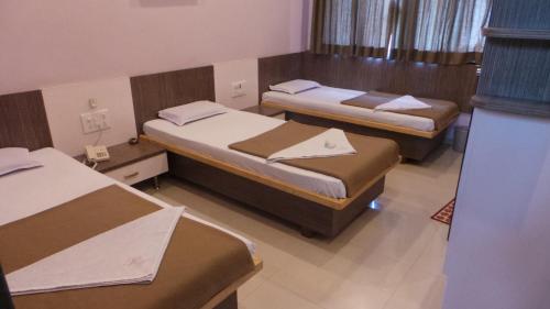 Gallery image of Hotel Royal Residency Executive in Miraj