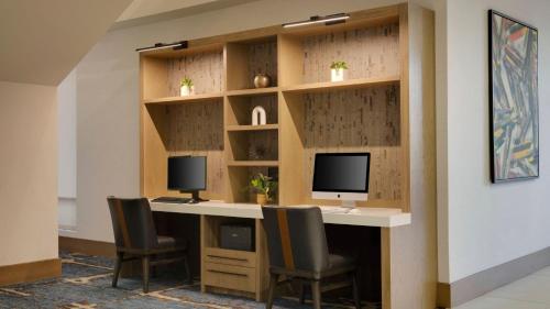 Holiday Inn San Jose-Silicon Valley, an IHG Hotel Image