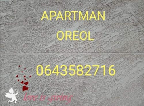 un documento con las palabras "no-muertos de aprilaria" en Apartman Oreol, en Priboj