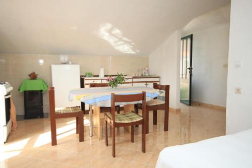 Posteľ alebo postele v izbe v ubytovaní Seaside secluded apartments Cove Tvrdni Dolac, Hvar - 8703