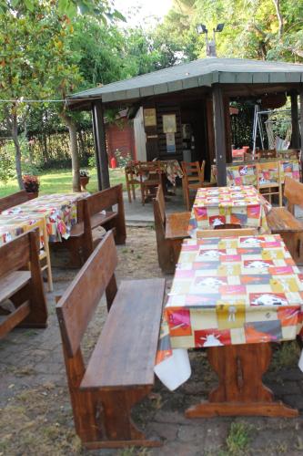 Ресторан / где поесть в Agriturismo Barbadoro