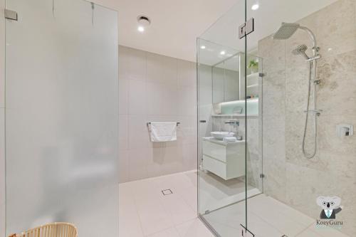 Koupelna v ubytování KozyGuru | Wentworth Point | 2 Beds stylish APT + Free Parking