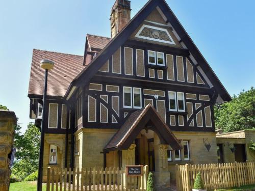 The Old Gate House