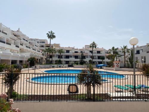 Apart Hotel Lovely 1 bed Apartment 5A1, Victoria Court 1, Los Cristianos, Tenerife