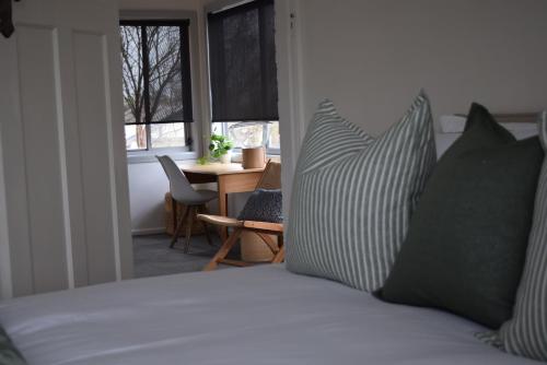 Легло или легла в стая в Fitzroy House - Federation charm near town centre