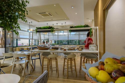 Jídlo v aparthotelu nebo okolí