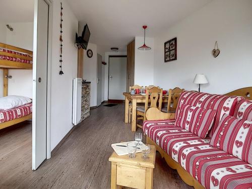 Appartement moderne et lumineux proche pistes avec balcon - FR-1-344-284