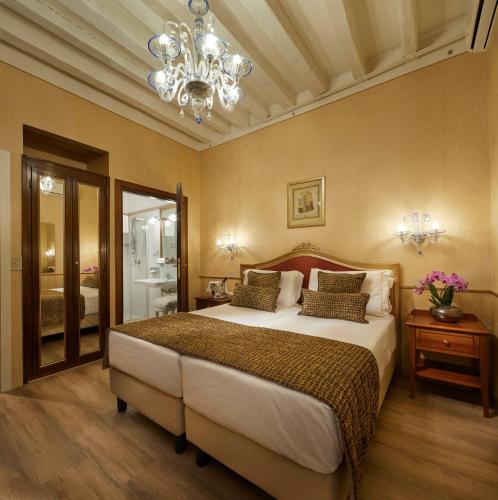 Hotel Orsaria Image