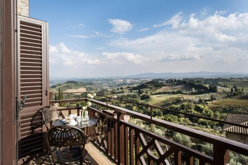 Ein Balkon oder eine Terrasse in der Unterkunft Hotel La Cisterna