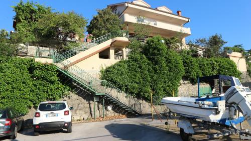 Gambar di galeri bagi Apartments KOMEL I di Opatija