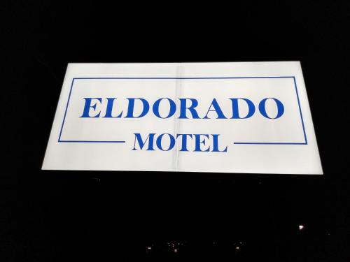 una señal para el motel Elrodario en Eldorado Motel, New Castle en New Castle