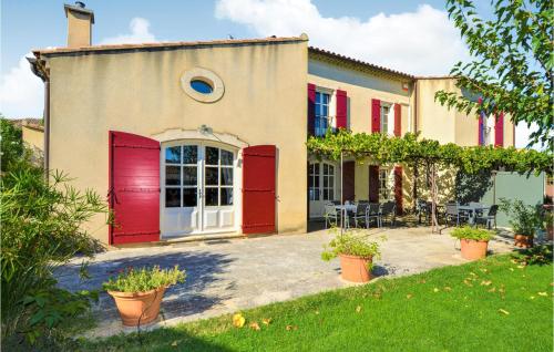 Beautiful home in Maillane with WiFi and 3 Bedrooms