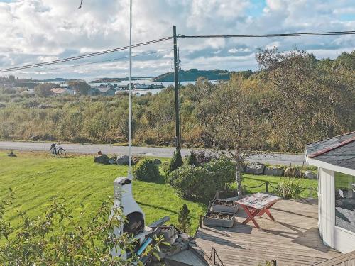Fotografie z fotogalerie ubytování Holiday home Meløy v destinaci Meløyskagen
