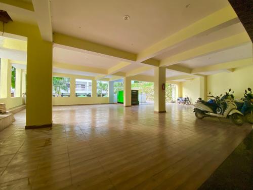 Γυμναστήριο ή/και όργανα γυμναστικής στο Hotel Rishikesh Grand by Kool Stays